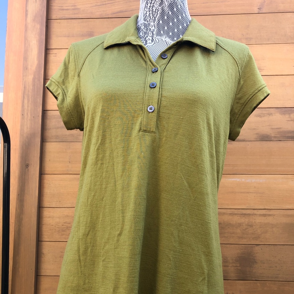 Olive green Ibex polo shirt size large in excellent condition.